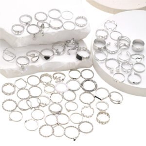 5f88e87a-7efc-451b-9ded-ac82d1564cf9.jpg Pearl Simple Leaves Hollow Out Love Heart-shaped Ring 69-piece Set