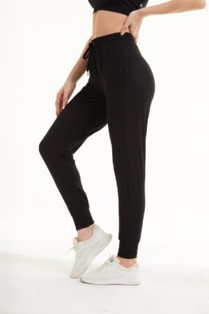 Sweatpants - Cropped New Solid Black